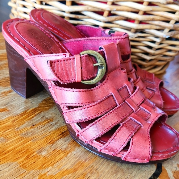 White Mountain Red Sandals dz 6.5 - Picture 1 of 16
